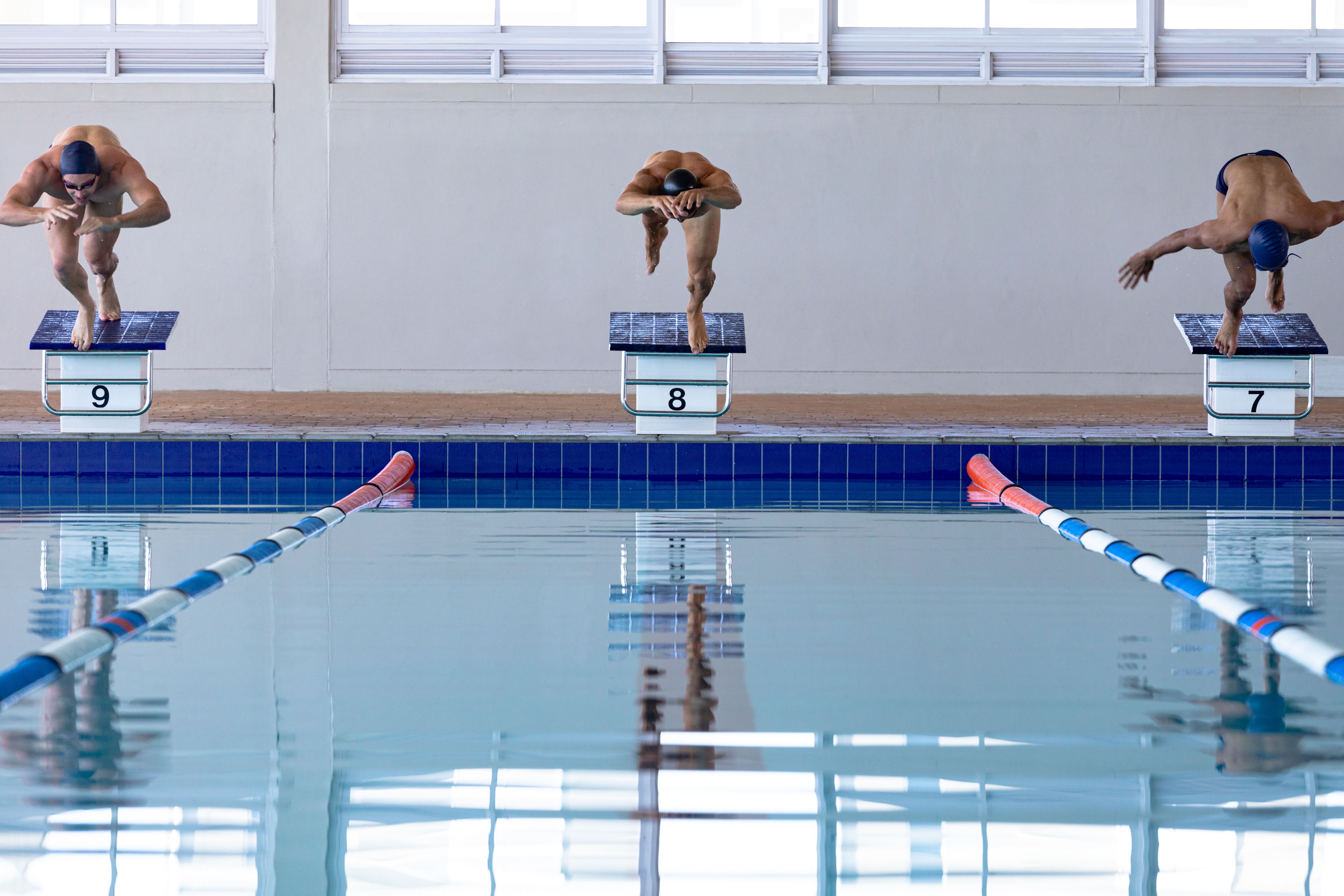 Diving Pool Image